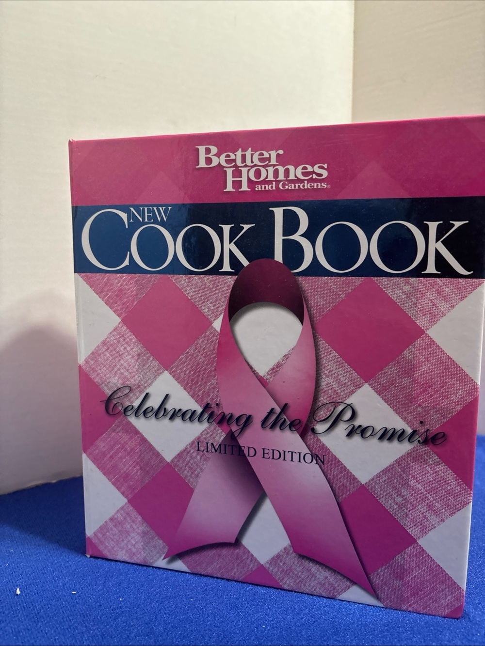 Better Homes and Gardens PINK Edition cook book